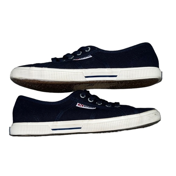 Like New Superga Tennis Shoes Sneakers 7 Navy Blue - Picture 13 of 15